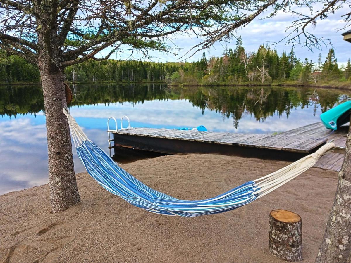 Fiddler'S Lake Escape Gabarus Екстериор снимка